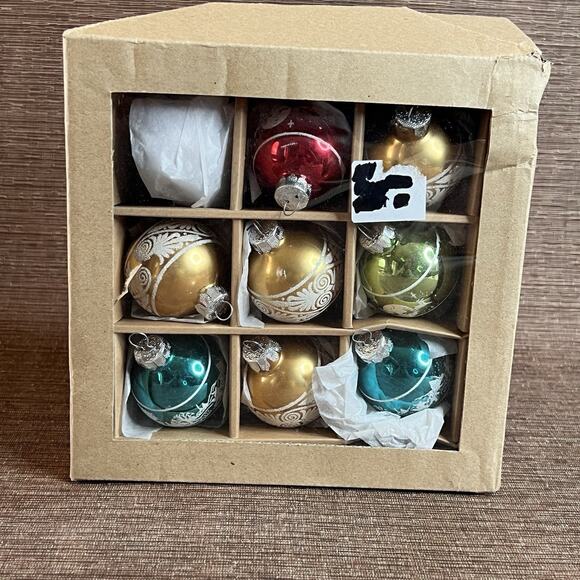 2013 Target Box of 8 Various Color Mini Glass Ball Scene Ornaments w/Glitter - Picture 8 of 10